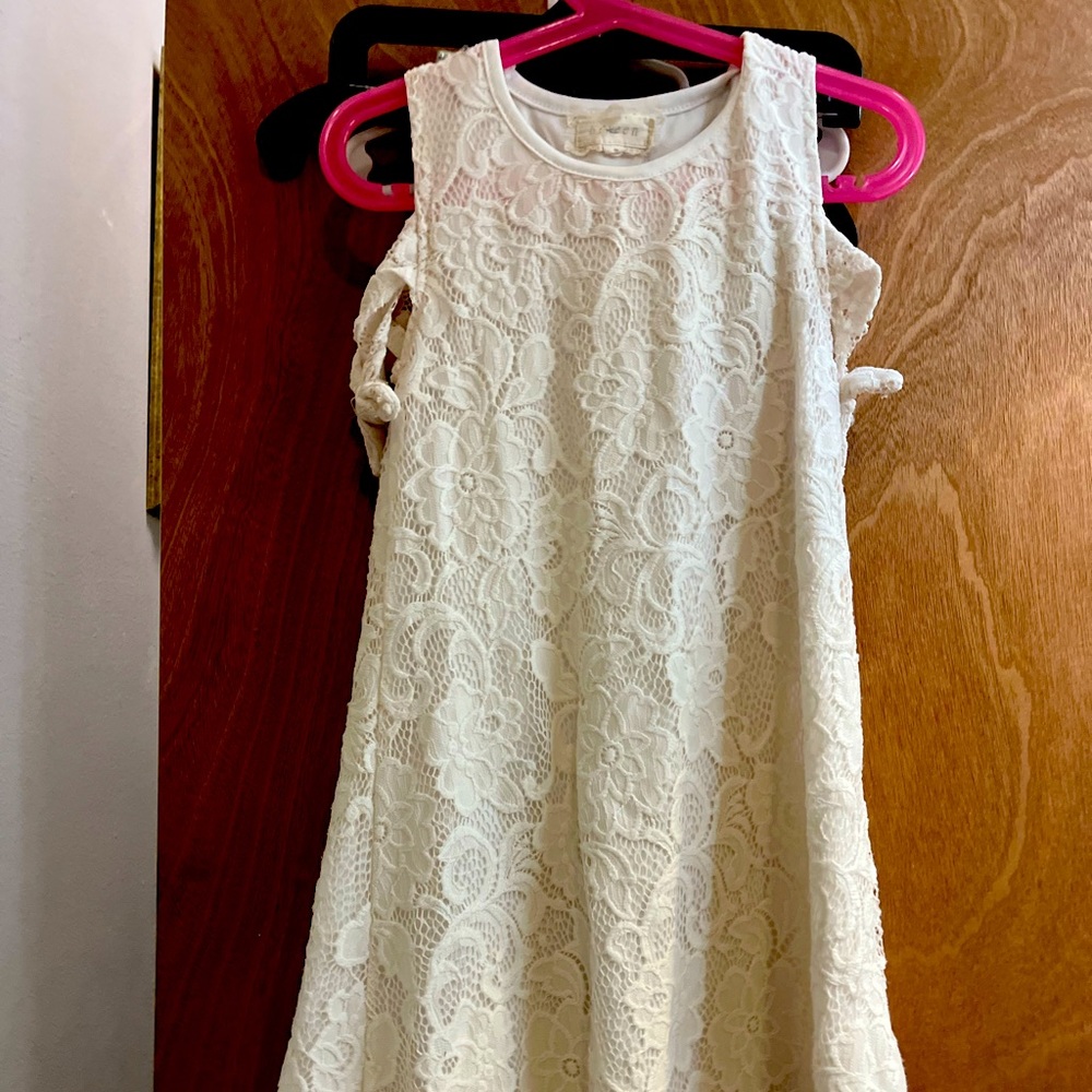 Between Me & You White Lace Dress Girls’s size 6